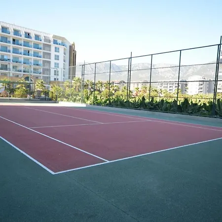 Near The Sea In Konak Terrace Apartment